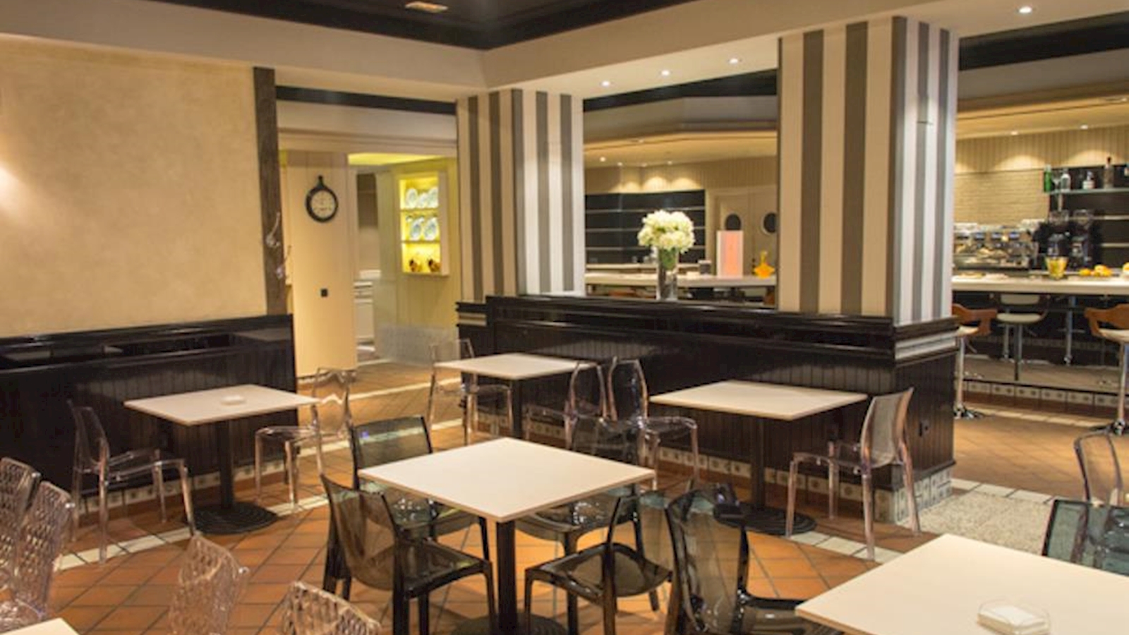 20 años de experiencia, ofreciéndote la más esmerada y mimada cocina tradicional y de temporada.