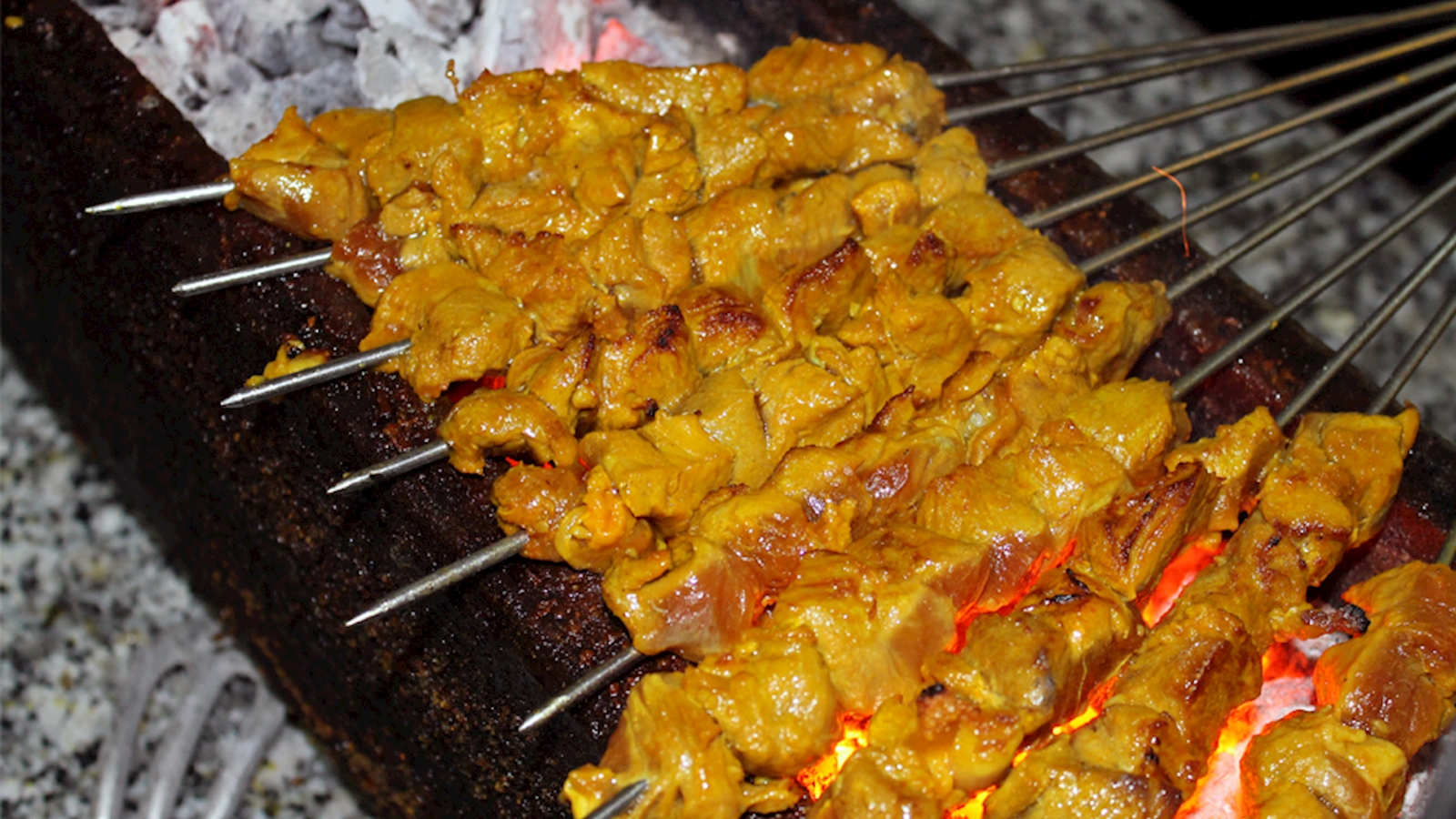 Desde hace un siglo "con mucho gusto" en el corazón de Bilbao.