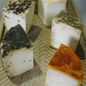 Cata variada de quesos (lote 1,10kg)